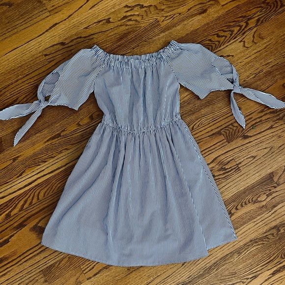 NWOT Guess Blue & White Striped Off the Shoulder Dress, Size XS - Picture 1 of 10